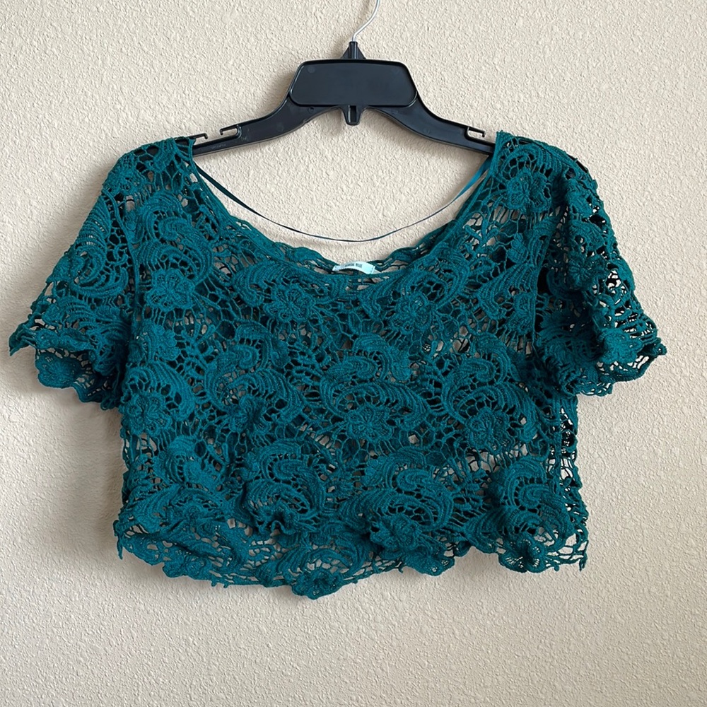 Cropped Crochet Top
